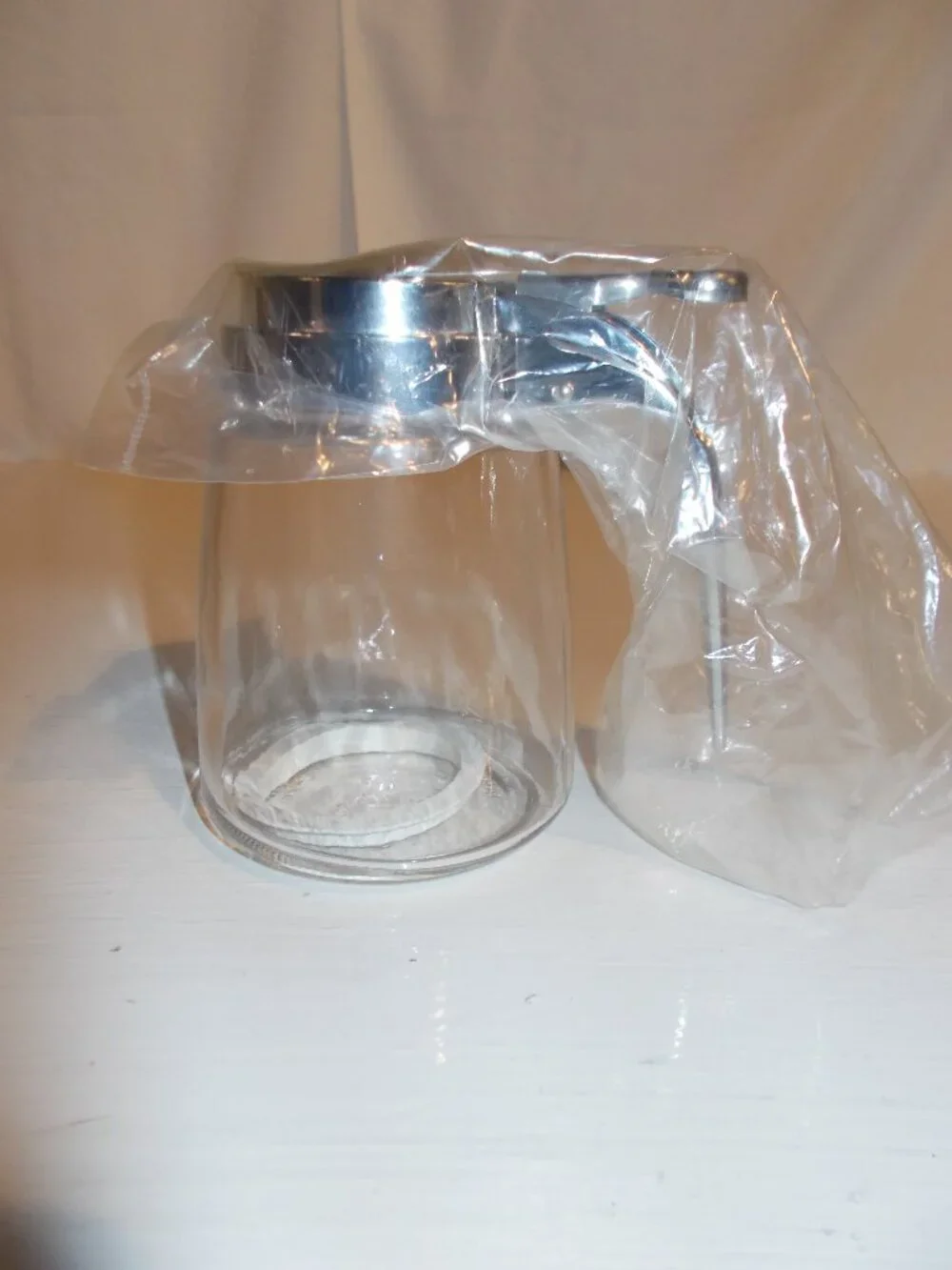New Tablecraft Products syrup glass jar/dispenser holds 6 ounces
